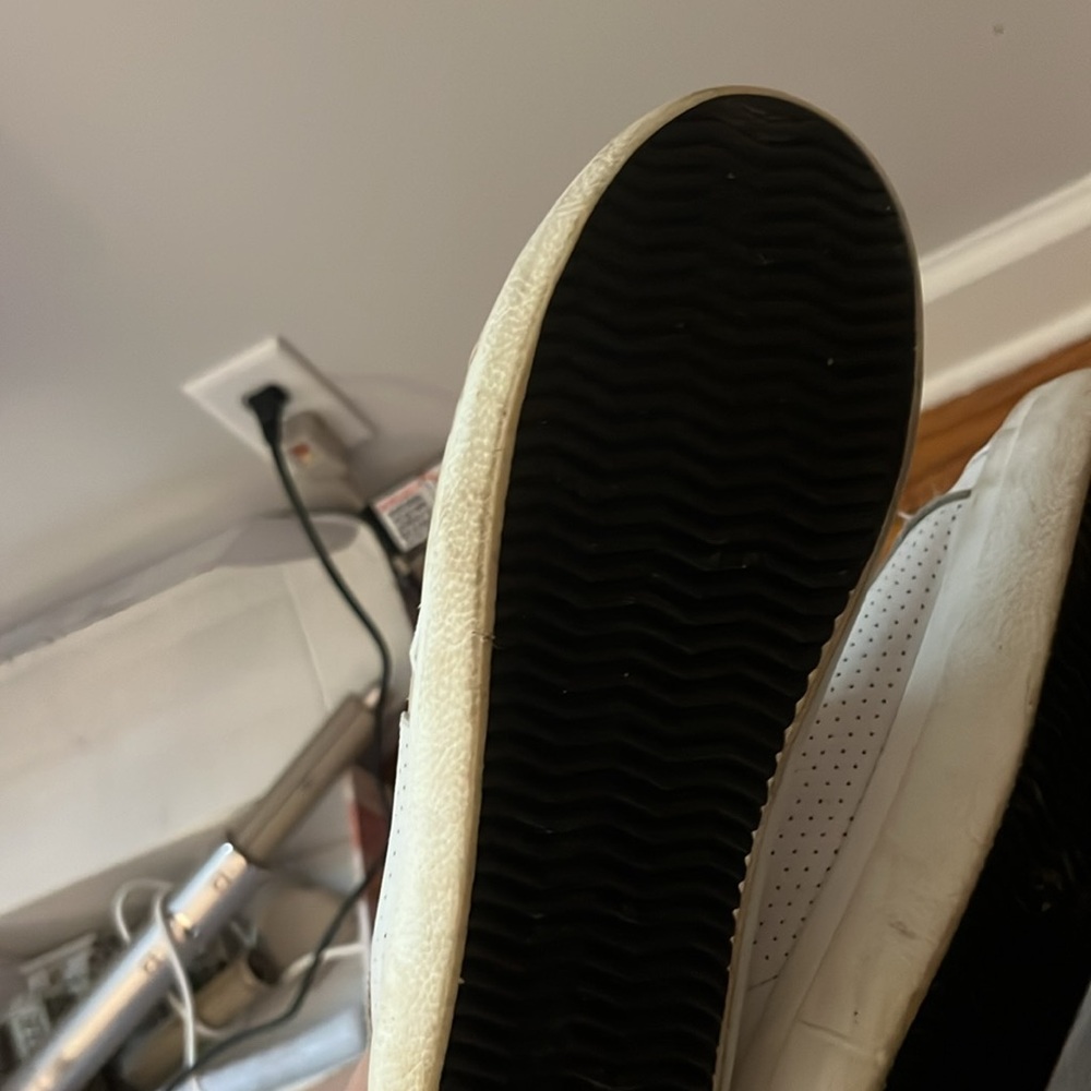 Steve Madden White Star Sneakers - Picture 6 of 6